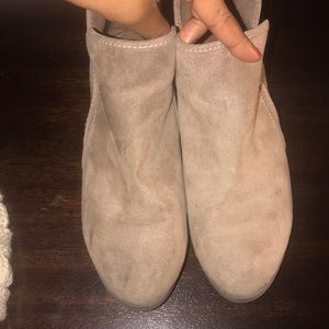 ANKLE BOOTIES 👢 SUEDE